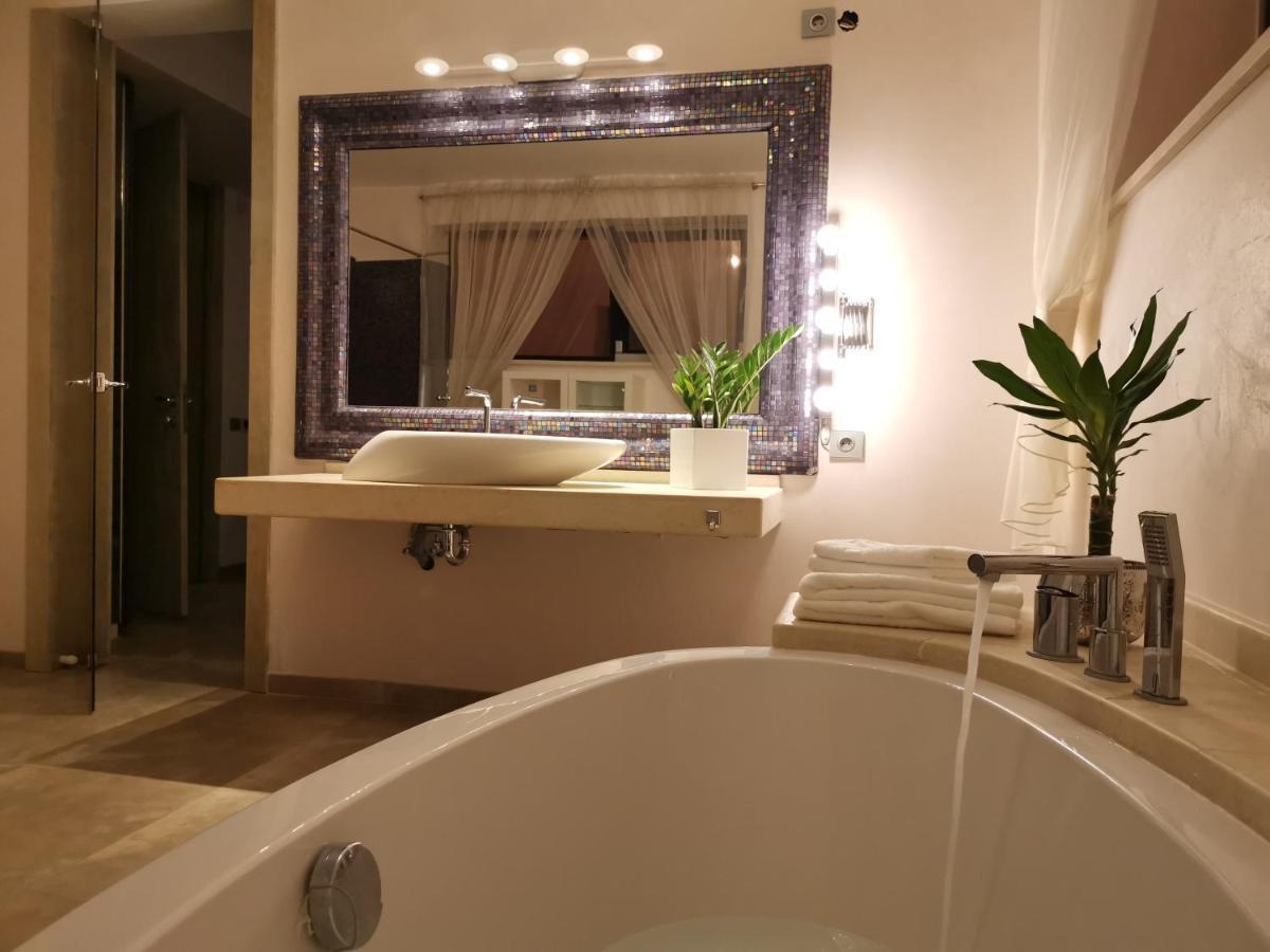 Kubiq Residence Giarmata Luaran gambar