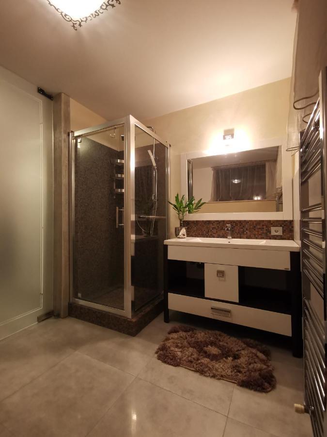 Kubiq Residence Giarmata Luaran gambar