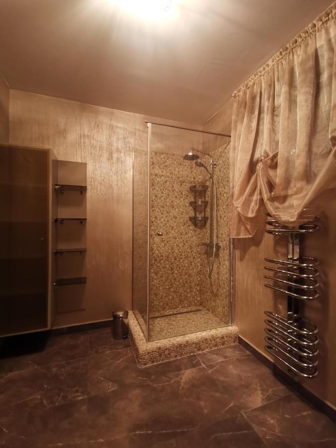 Kubiq Residence Giarmata Luaran gambar