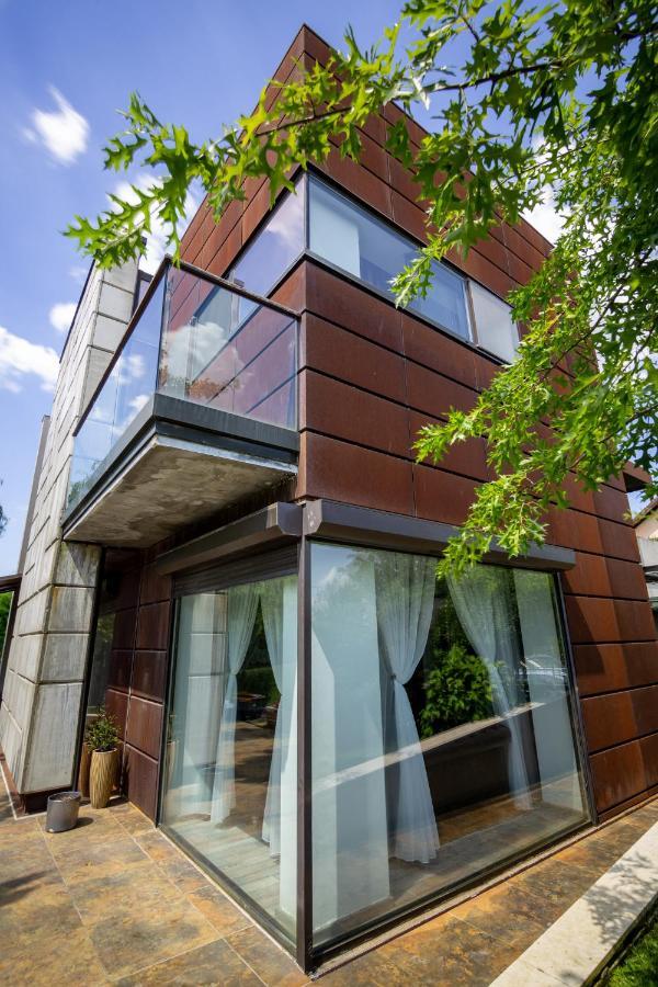 Kubiq Residence Giarmata Luaran gambar