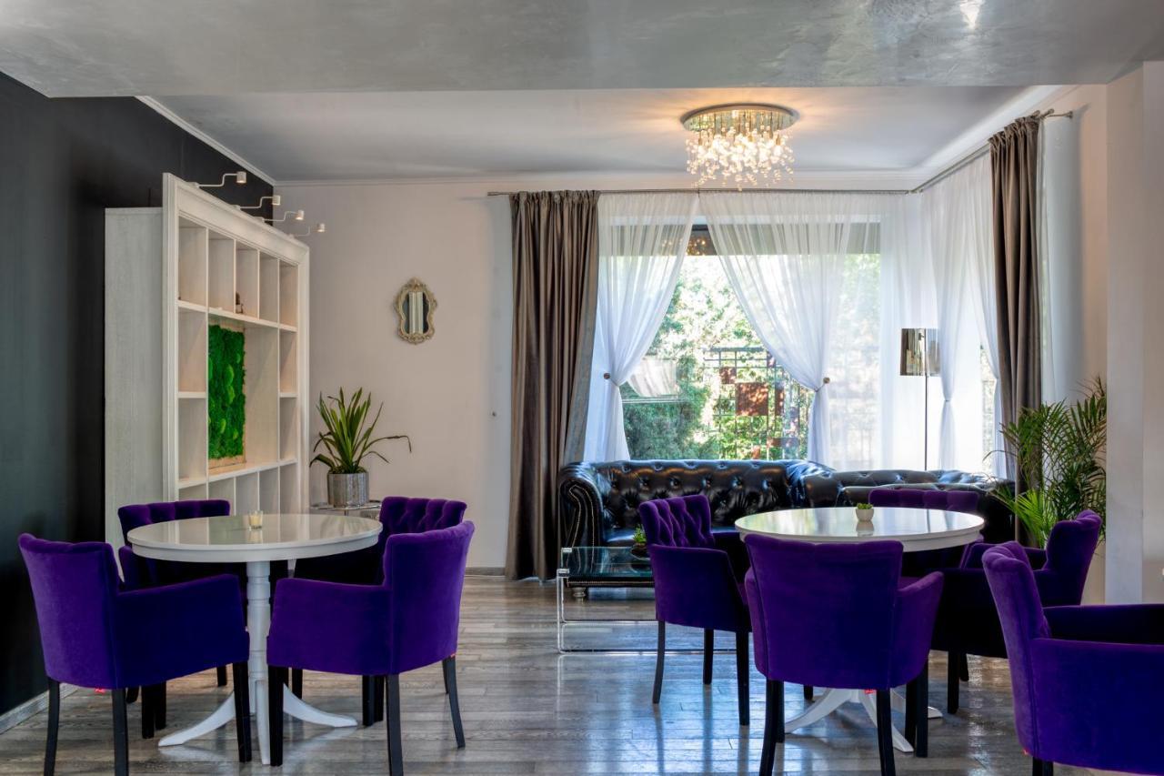 Kubiq Residence Giarmata Luaran gambar