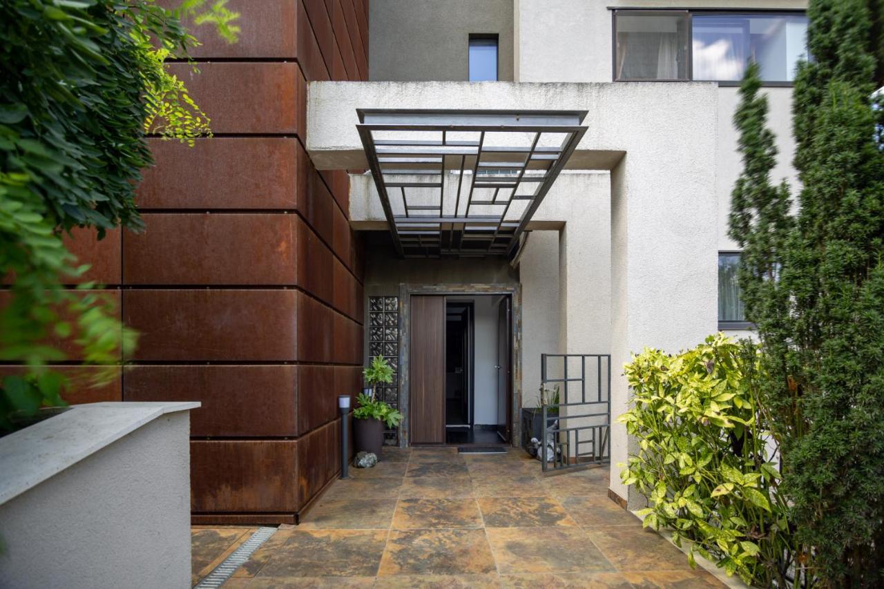 Kubiq Residence Giarmata Luaran gambar