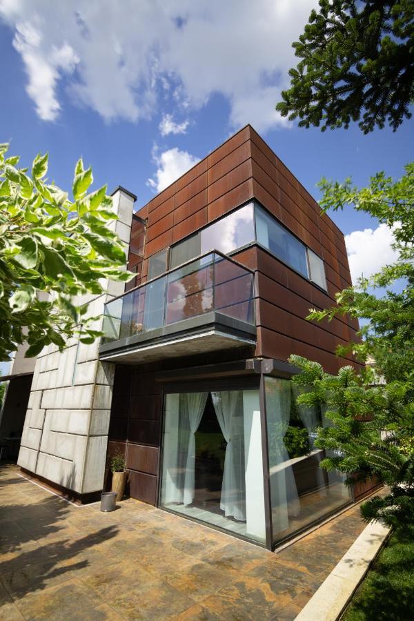 Kubiq Residence Giarmata Luaran gambar